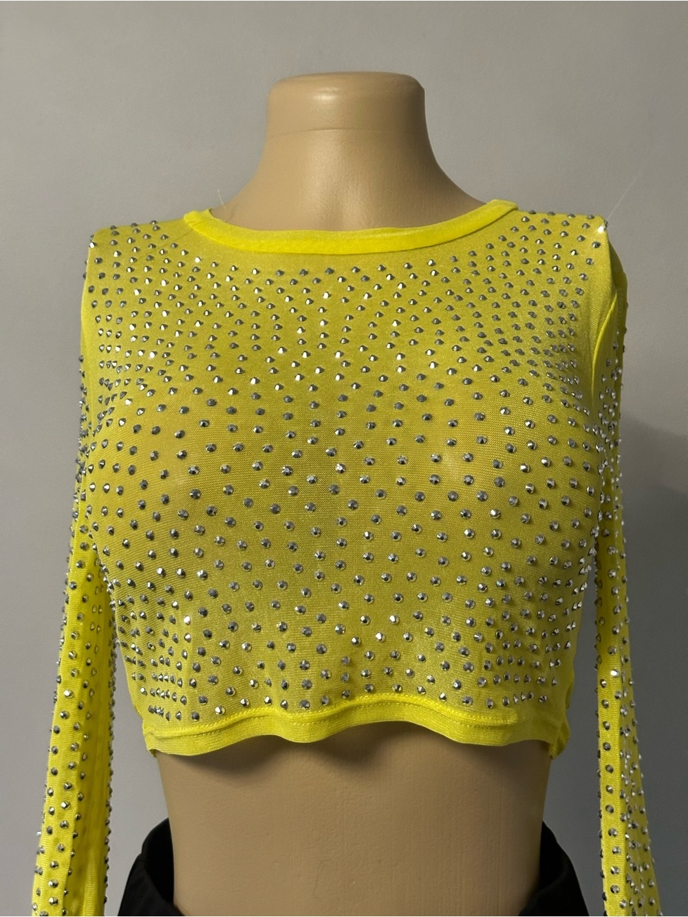 Fashion Nova Neon Yellow Studded Long-Sleeve Crop Top
